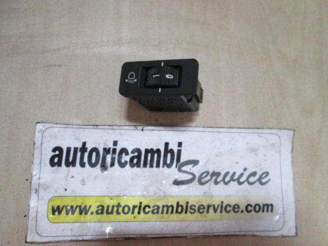 DISPOSITIF DE COMMANDE LUMI?RE OEM N. 64318360460 PI?CES DE VOITURE D'OCCASION MINI COOPER / ONE R50 (2001-2006) DIESEL D?PLACEMENT. 14 ANN?E 2006