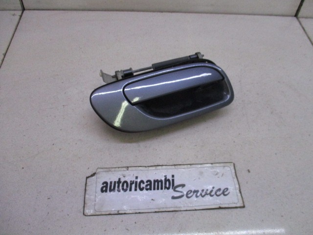 POIGN?E DE PORTE ARRI?RE DROITE OEM N. 9187669 PI?CES DE VOITURE D'OCCASION VOLVO V70 MK2 (2000 - 2008) DIESEL D?PLACEMENT. 24 ANN?E 2006