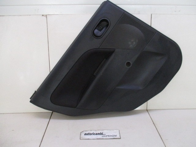 REV?TEMENT DE PORTE  OEM N. 17703 PANNELLO INTERNO PORTA POSTERIORE PI?CES DE VOITURE D'OCCASION FORD FIESTA JH JD MK5 R (01/2006 - 2008) BENZINA D?PLACEMENT. 12 ANN?E 2006