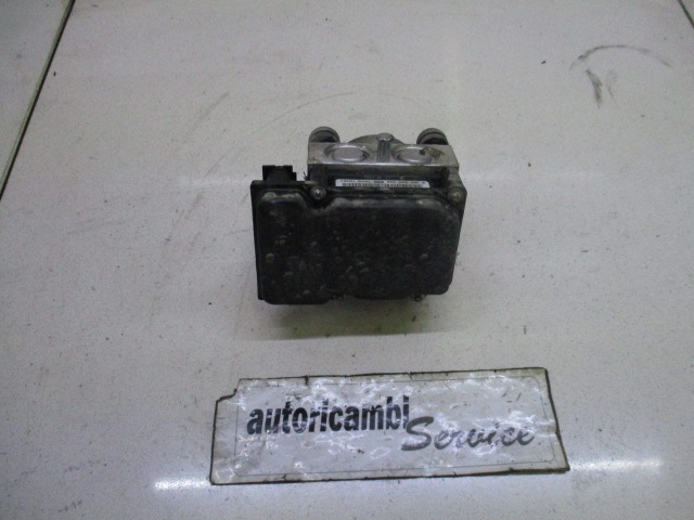 GROUPE HYDRAULIQUE DXC OEM N. 8200747140 PI?CES DE VOITURE D'OCCASION RENAULT CLIO (2005 - 05/2009) DIESEL D?PLACEMENT. 15 ANN?E 2008