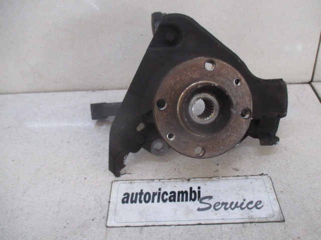 PALIER DE PIVOT GAUCHE / MOYEU DE ROUE ARRI?RE AVEC ROULEMENT AV OEM N. 50702042 PI?CES DE VOITURE D'OCCASION LANCIA Y YPSILON 843 (2003-2006) BENZINA D?PLACEMENT. 12 ANN?E 2006