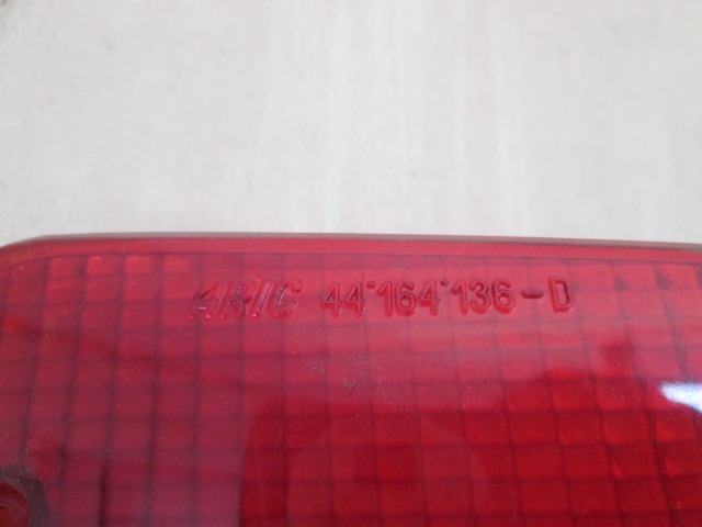 FEU ARRI?RE DROIT  OEM N. 44164136 PI?CES DE VOITURE D'OCCASION ALFA ROMEO ALFASUD 902 MK2 (1977 - 1980)BENZINA D?PLACEMENT. 13 ANN?E 1977