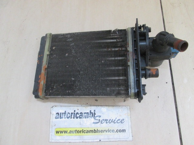 RADIATEUR DE CHAUFFAGE OEM N. 9640937380 PI?CES DE VOITURE D'OCCASION PEUGEOT 307 BER/SW/CABRIO (2001 - 2009) DIESEL D?PLACEMENT. 20 ANN?E 2002