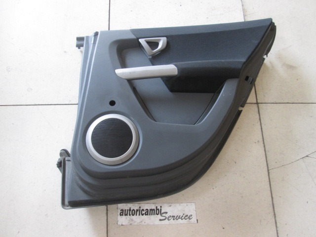 REV?TEMENT DE PORTE  OEM N. 19323 PANNELLO INTERNO PORTA POSTERIORE PI?CES DE VOITURE D'OCCASION SMART FORFOUR (2004 - 2006) BENZINA D?PLACEMENT. 11 ANN?E 2006