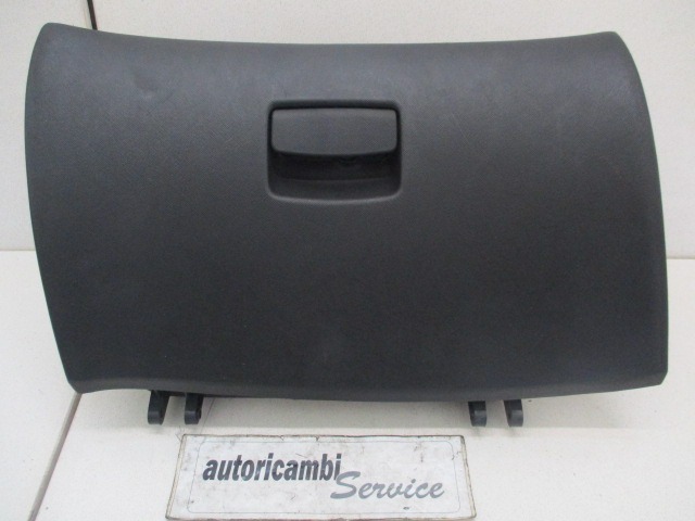 BO?TE A GANTS OEM N. 84510-07000 PI?CES DE VOITURE D'OCCASION KIA PICANTO (2008 - 2011) BENZINA D?PLACEMENT. 10 ANN?E 2009