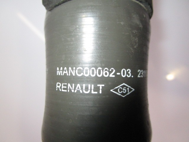 FLEXIBLE BAS DU RADIATEUR-POMPE LIQ.REF OEM N. MANC000621-03 PI?CES DE VOITURE D'OCCASION DACIA LOGAN (2004 - 2013) DIESEL D?PLACEMENT. 15 ANN?E 2011