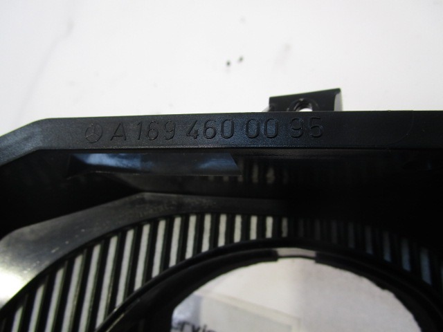 PI?CES ACCOL?E.PLANCHE BORD, PARTIE INF. OEM N. A1694600095 PI?CES DE VOITURE D'OCCASION MERCEDES CLASSE B W245 T245 5P (2005 - 2011) DIESEL D?PLACEMENT. 20 ANN?E 2008