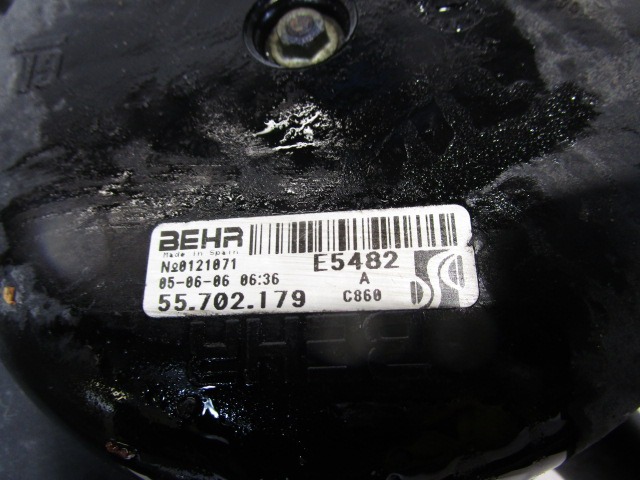 CADRE DE VENTILATEUR AVEC VENTILATEUR OEM N. 55702179 PI?CES DE VOITURE D'OCCASION FIAT GRANDE PUNTO 199 (2005 - 2012) BENZINA D?PLACEMENT. 14 ANN?E 2006