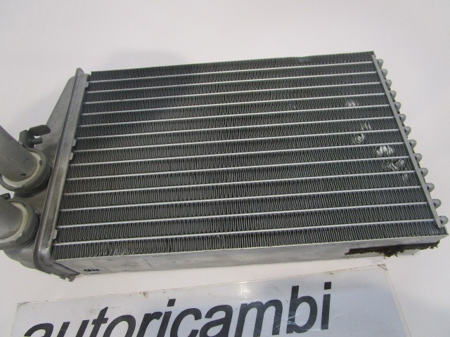 RADIATEUR DE CHAUFFAGE OEM N. 665426A PI?CES DE VOITURE D'OCCASION RENAULT SCENIC/GRAND SCENIC (2003 - 2009) DIESEL D?PLACEMENT. 15 ANN?E 2004