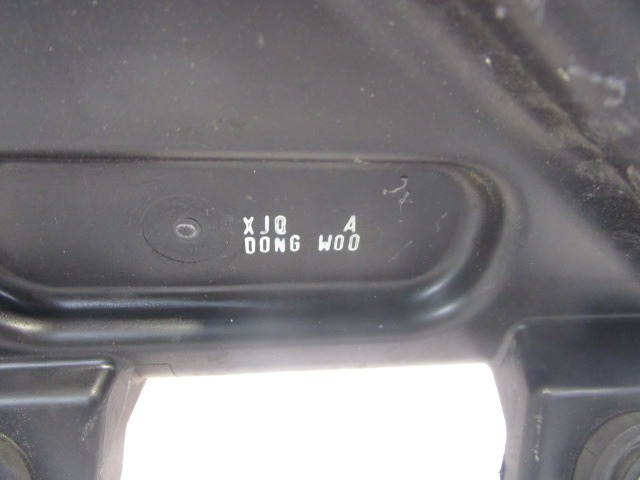 SILENCIEUX D'ADMISSION OEM N. 281121C000 281111C000 PI?CES DE VOITURE D'OCCASION HYUNDAI GETZ (2002 - 02/2006) BENZINA D?PLACEMENT. 13 ANN?E 2004