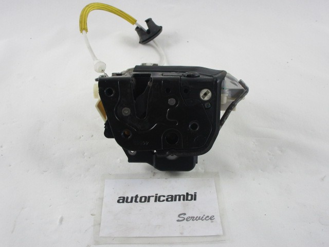 VERROUILLAGE CENTRAL DE LA PORTE ARRI?RE DROITE OEM N. 8E0839016 PI?CES DE VOITURE D'OCCASION AUDI A4 8EC 8ED 8HE B7 BER/SW/CABRIO (2004 - 2007) DIESEL D?PLACEMENT. 30 ANN?E 2005