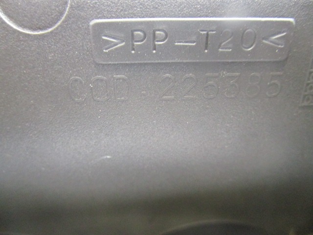 CONSOLE CENTRALE OEM N. 735267346 PI?CES DE VOITURE D'OCCASION FIAT PUNTO 188 188AX MK2 (1999 - 2003) BENZINA D?PLACEMENT. 12 ANN?E 2003