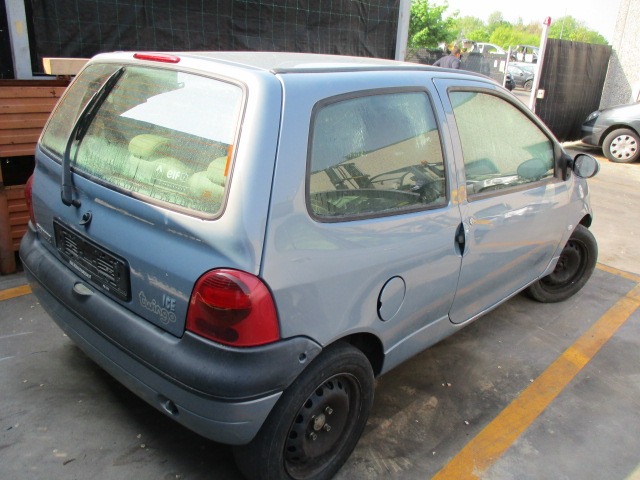 Renault OEM. 0 RENAULT TWINGO (09/1998 - 02/2004)  12 BENZINA Année 2003 Pièces de voiture d'occasion