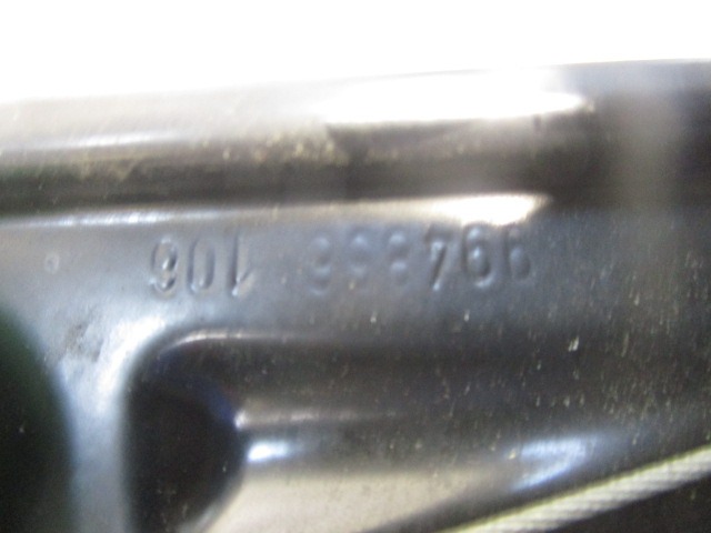 M?CANISME DE PARE-BRISE DE PORTE AVANT OEM N. 1K4837462B PI?CES DE VOITURE D'OCCASION VOLKSWAGEN GOLF MK5 BER/SW (02/2004-11/2008) DIESEL D?PLACEMENT. 19 ANN?E 2005