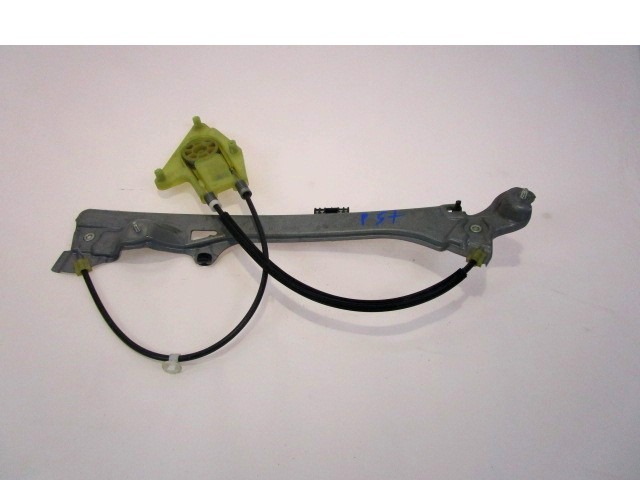 M?CANISME DE VITRE DE PORTE ARRI?RE OEM N. 827010001R PI?CES DE VOITURE D'OCCASION RENAULT LAGUNA MK3 BER/SW (10/2007 - 08/2010) DIESEL D?PLACEMENT. 20 ANN?E 2008