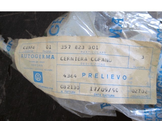 CHARNIERE DE CAPOT MOTEUR  OEM N. 357823301 PI?CES DE VOITURE D'OCCASION VOLKSWAGEN PASSAT B3 B4 3A 35I BER/SW (04/1988 - 07/1993) DIESEL D?PLACEMENT. 19 ANN?E 1988