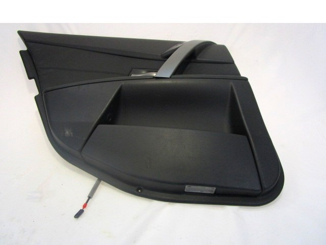 REV?TEMENT DE PORTE  OEM N. 17292 PANNELLO INTERNO PORTA POSTERIORE PI?CES DE VOITURE D'OCCASION BMW SERIE 5 E60 E61 (2003 - 2010) DIESEL D?PLACEMENT. 30 ANN?E 2004