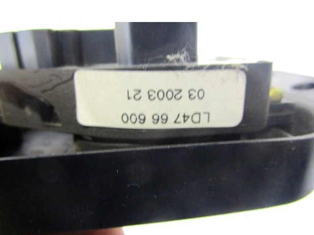 CHANGER DE MIROIRS ?LECTRIQUES OEM N. LD4766600 PI?CES DE VOITURE D'OCCASION MAZDA MPV LW MK2 (1999 - 2006) DIESEL D?PLACEMENT. 20 ANN?E 2002