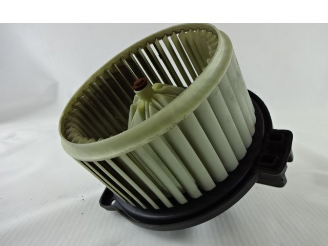 VENTILATEUR OEM N. T11-8107110 PI?CES DE VOITURE D'OCCASION DR 5 (2007 - 07/2014) BENZINA/GPL D?PLACEMENT. 16 ANN?E 2008