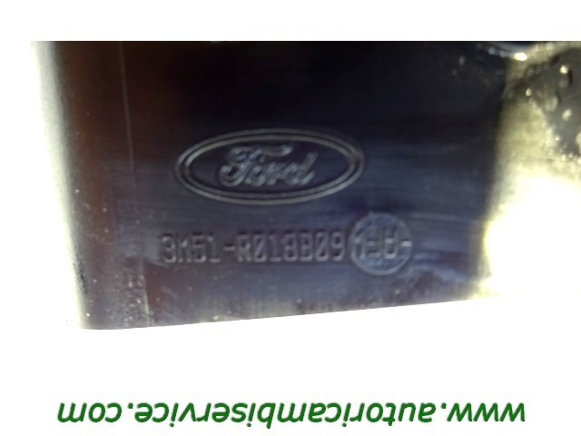 GRILLE DE SORTIE D'AIR OEM N. 3M51-R018B09 PI?CES DE VOITURE D'OCCASION FORD KUGA (05/2008 - 2012) DIESEL D?PLACEMENT. 20 ANN?E 2009