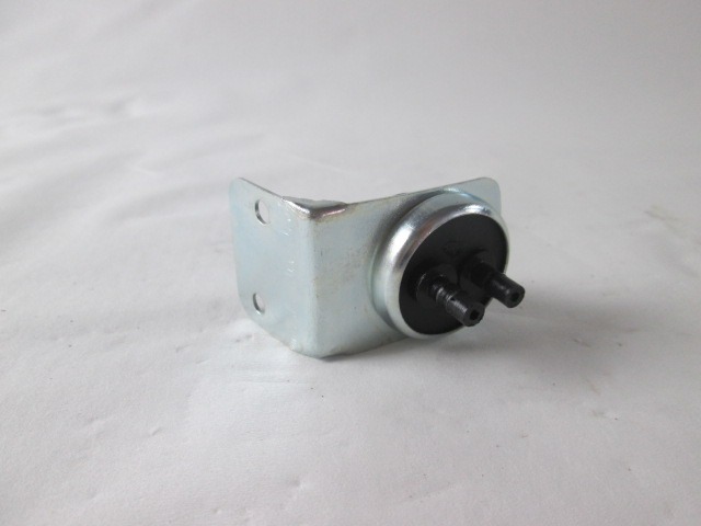 POMPE ? EAU D'ESSUIE-GLACE OEM N.  PI?CES DE VOITURE D'OCCASION FIAT 500 (1957 - 1975)BENZINA D?PLACEMENT. 5 ANN?E 1957