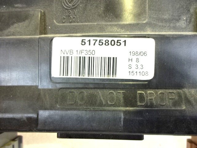 CONTR?LE DE LA PORTE D'ENTR?E OEM N. 51758051 PI?CES DE VOITURE D'OCCASION FIAT IDEA (2003 - 2008) DIESEL D?PLACEMENT. 13 ANN?E 2006