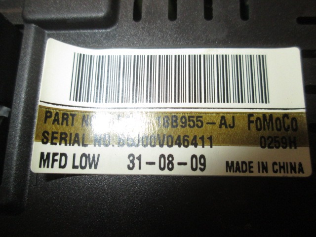 AFFICHEUR D?PORT? . OEM N. 8A6T-18B955-AJ PI?CES DE VOITURE D'OCCASION FORD FIESTA (09/2008 - 11/2012) BENZINA D?PLACEMENT. 12 ANN?E 2010