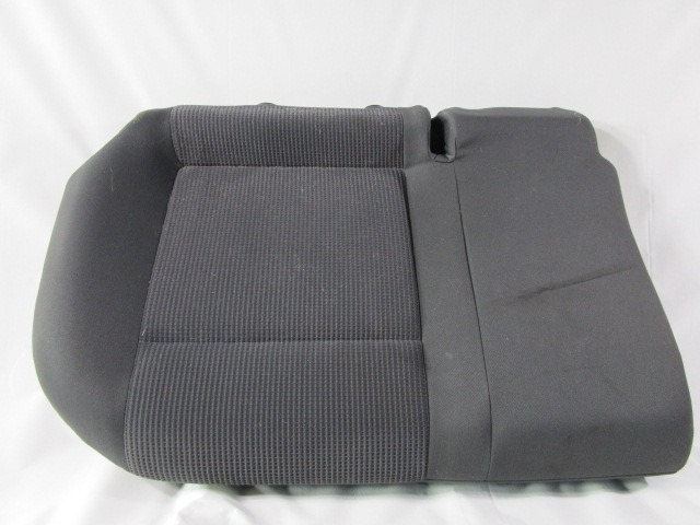 BANQUETTE ARRI?RE OEM N. 16300 SEDUTA SDOPPIATA POSTERIORE TESSUTO PI?CES DE VOITURE D'OCCASION VOLKSWAGEN POLO (10/2001 - 2005) BENZINA D?PLACEMENT. 14 ANN?E 2002