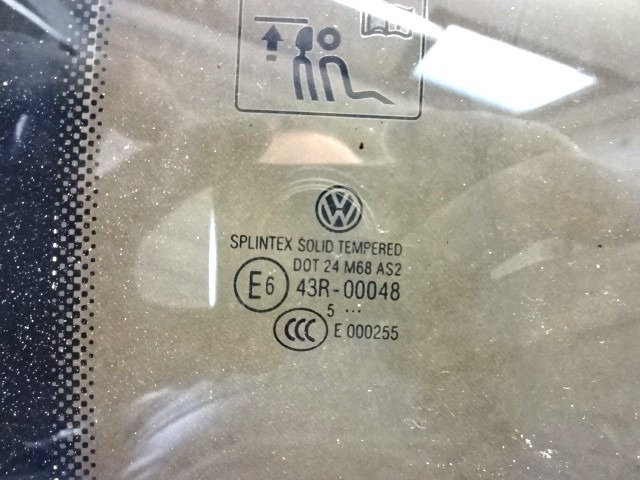 VITRE FIXE C?T? DROIT OEM N. 5M0845216A PI?CES DE VOITURE D'OCCASION VOLKSWAGEN GOLF PLUS MK1 (2004 - 2009) DIESEL D?PLACEMENT. 20 ANN?E 2006