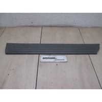 XALILLAGE LATERAL PLANCHER OEM N. 04754903AA PI?CES DE VOITURE D'OCCASION CHRYSLER VOYAGER/GRAN VOYAGER RG RS MK4 (2001 - 2007) DIESEL D?PLACEMENT. 28 ANN?E 2006