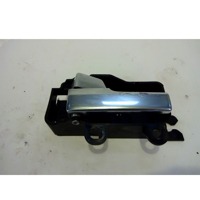 POIGN?E D'OUV. PORTE OEM N. 3M51-P22601-AA PI?CES DE VOITURE D'OCCASION FORD KUGA (05/2008 - 2012) DIESEL D?PLACEMENT. 20 ANN?E 2009