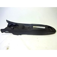 PORTE-OBJET DE TUNNEL SANS ACCOUDOIR OEM N. 735324339 PI?CES DE VOITURE D'OCCASION LANCIA Y YPSILON 843 (2003-2006) BENZINA D?PLACEMENT. 12 ANN?E 2006