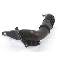 FLEXIBLE BAS DU RADIATEUR-POMPE LIQ.REF OEM N. AV2Q-9351-AE PI?CES DE VOITURE D'OCCASION FORD FIESTA (09/2008 - 11/2012) DIESEL D?PLACEMENT. 16 ANN?E 2010