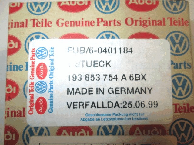 MOULURES LAT?RALES DE CARROSSERIE OEM N. 193853754A 6BX PI?CES DE VOITURE D'OCCASION VOLKSWAGEN GOLF MK2 (1983 - 1992)BENZINA D?PLACEMENT. 16 ANN?E 1985