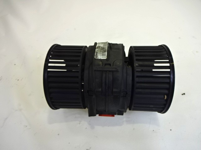 VENTILATEUR OEM N. NT1009074B 272108241R PI?CES DE VOITURE D'OCCASION RENAULT MEGANE MK3 BER/SPORTOUR/ESTATE (2009 - 2015) DIESEL D?PLACEMENT. 15 ANN?E 2010