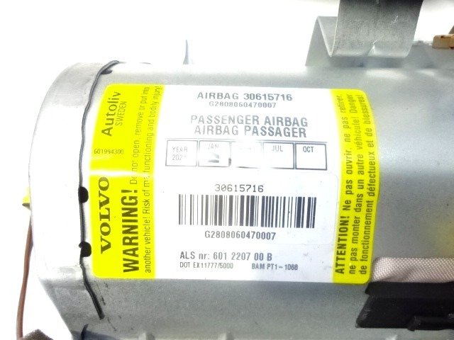 KIT AIRBAG COMPLET OEM N. 17906 KIT AIRBAG COMPLETO PI?CES DE VOITURE D'OCCASION VOLVO V50 (2004 - 05/2007) DIESEL D?PLACEMENT. 20 ANN?E 2006