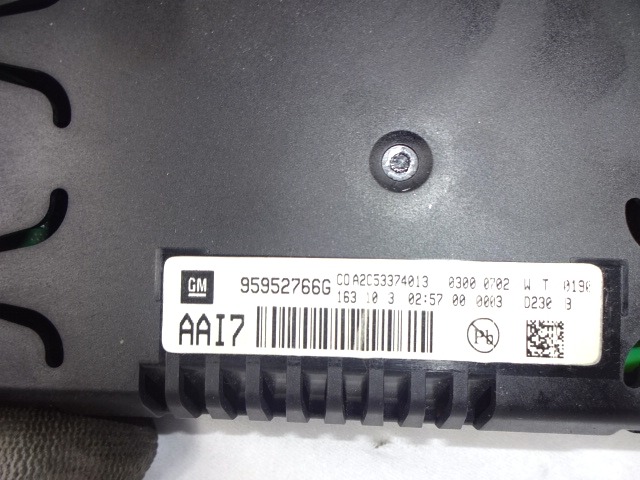 AFFICHEUR D?PORT? . OEM N. 95952766G PI?CES DE VOITURE D'OCCASION CHEVROLET CRUZE J300 (DAL 2009) DIESEL D?PLACEMENT. 20 ANN?E 2010