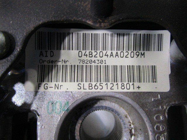 VOLANT DE DIRECTION OEM N. 78204301 PI?CES DE VOITURE D'OCCASION BMW SERIE 5 E60 E61 (2003 - 2010) DIESEL D?PLACEMENT. 30 ANN?E 2004