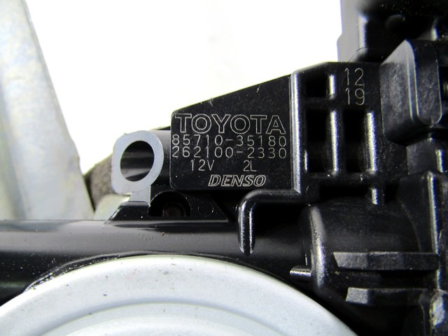 M?CANISME DE FEN?TRE DE PORTE ARRI?RE OEM N. 85710-35180 PI?CES DE VOITURE D'OCCASION TOYOTA URBAN CRUISER (2009 - 2014) DIESEL D?PLACEMENT. 14 ANN?E 2009