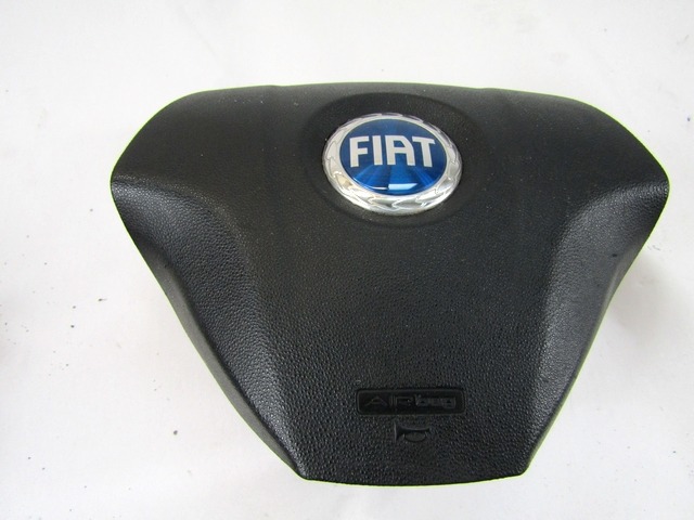 "MODULE D'AIRBAG CONDUCTEUR	 OEM N. 7354104460 PI?CES DE VOITURE D'OCCASION FIAT GRANDE PUNTO 199 (2005 - 2012) DIESEL D?PLACEMENT. 13 ANN?E 2006"