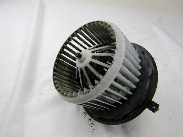 VENTILATEUR OEM N. 52407597 PI?CES DE VOITURE D'OCCASION ALFA ROMEO 159 939 BER/SW (2005 - 2013) BENZINA D?PLACEMENT. 18 ANN?E 2008