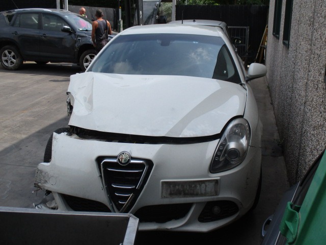 OEM N. ALFA PI?CES DE VOITURE D'OCCASION ALFA ROMEO GIULIETTA 940 (DAL 2010)  D?PLACEMENT 1,4 BENZINA/GPL ANN?E DE CONSTRUCTION 2012