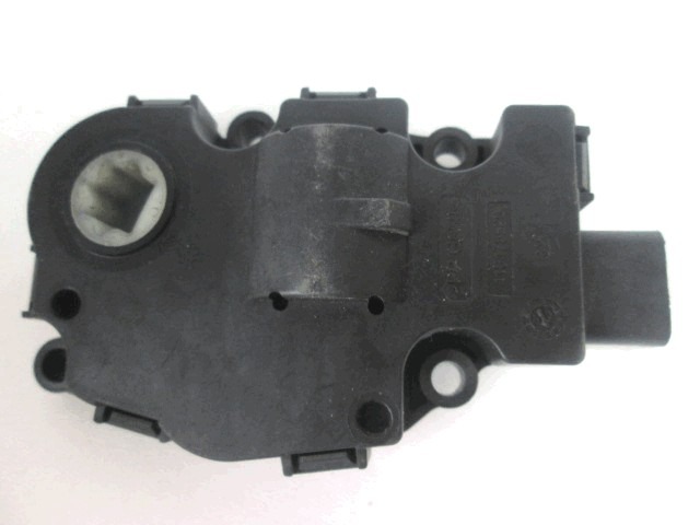 PIECES LEVIER DE REGLAGE DE CLIMATISEUR OEM N. 410475520 PI?CES DE VOITURE D'OCCASION BMW SERIE X5 E70 (2006 - 2010) DIESEL D?PLACEMENT. 30 ANN?E 2010