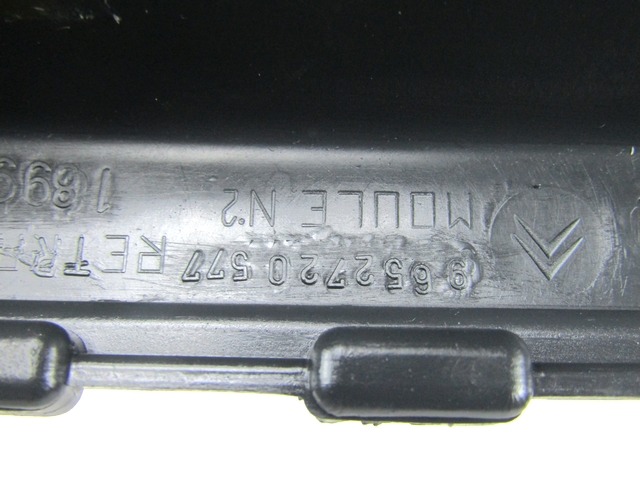 PORTE-OBJET DE TUNNEL SANS ACCOUDOIR OEM N. 9652720577 PI?CES DE VOITURE D'OCCASION CITROEN C3 / PLURIEL (09/2005 - 11/2010) BENZINA D?PLACEMENT. 11 ANN?E 2008