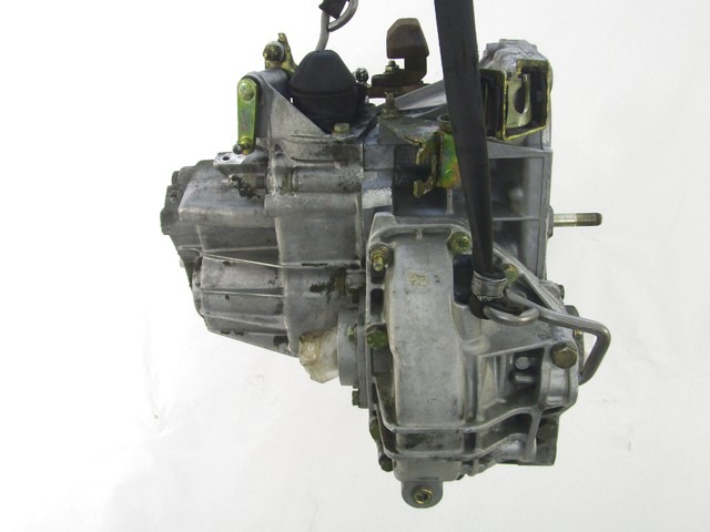 BO?TE DE VITESSES M?CANIQUE OEM N. 46783510 PI?CES DE VOITURE D'OCCASION ALFA ROMEO 156 932 RESTYLING BER/SW (2003 - 2007) DIESEL D?PLACEMENT. 19 ANN?E 2005