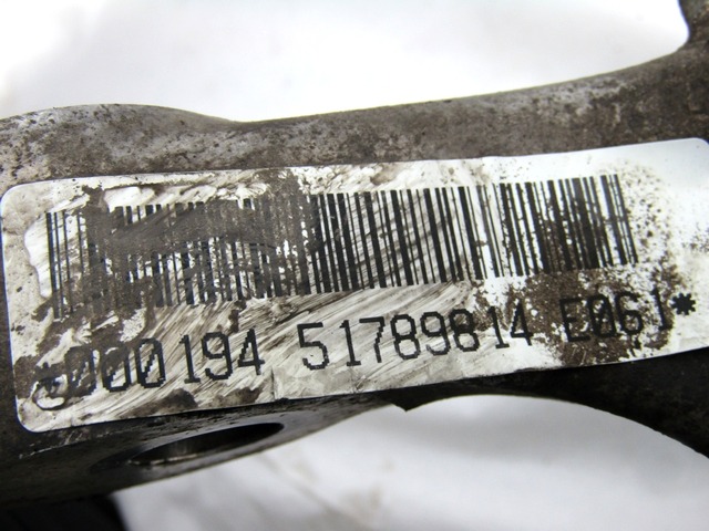 "PALIER DE PIVOT DROIT AVANT / MOYEU DE ROUE ARRI?RE AVEC ROULEMENT AV	 OEM N. 51789814 PI?CES DE VOITURE D'OCCASION FIAT CROMA (11-2007 - 2010) DIESEL D?PLACEMENT. 19 ANN?E 2008"