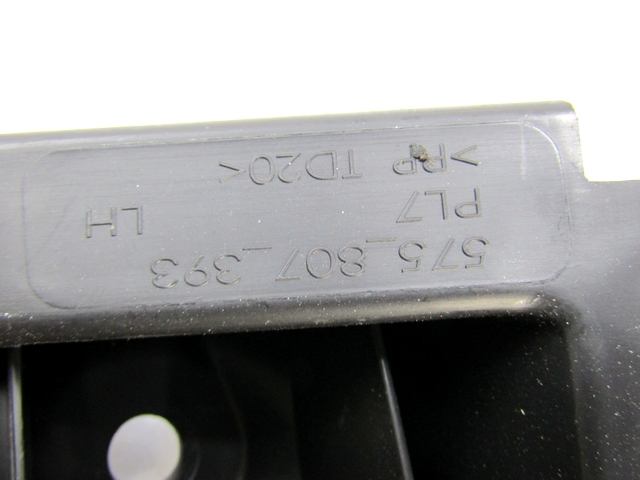 PI?CES ACCOL?ES PARE-CHOCS ARRI?RE OEM N. 575807393 PI?CES DE VOITURE D'OCCASION SEAT ATECA (DAL 2016)BENZINA D?PLACEMENT. 14 ANN?E 2018