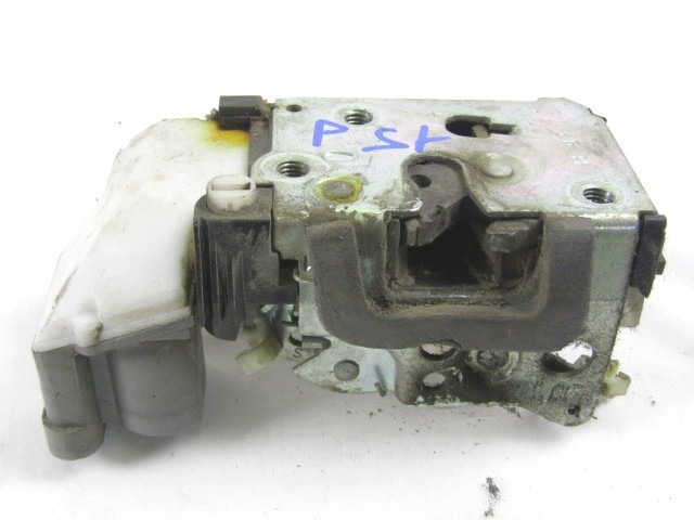 SERRURE CENTRALE PORTE ARRI?RE GAUCHE OEM N. 46536064 PI?CES DE VOITURE D'OCCASION FIAT PUNTO 188 MK2 R (2003 - 2011) DIESEL D?PLACEMENT. 13 ANN?E 2010