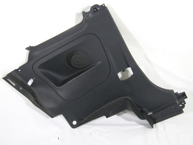 REV?TEMENT LAT?RAL ARRI?RE OEM N. 735427211 PI?CES DE VOITURE D'OCCASION FIAT 500 CINQUECENTO (2007 - 2015) DIESEL D?PLACEMENT. 13 ANN?E 2008