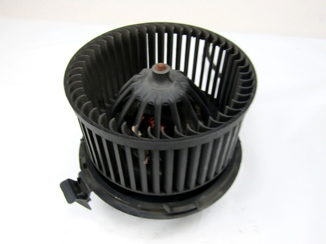 VENTILATEUR OEM N. N106609Z PI?CES DE VOITURE D'OCCASION DACIA SANDERO MK1 (2008 - 2012) BENZINA/GPL D?PLACEMENT. 14 ANN?E 2010